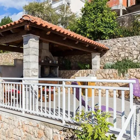 Charming - Comfort Two Bedroom With Terrace And Balcony ...