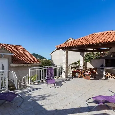 Διαμέρισμα Charming - Comfort Two Bedroom With Terrace And Balcony ... *